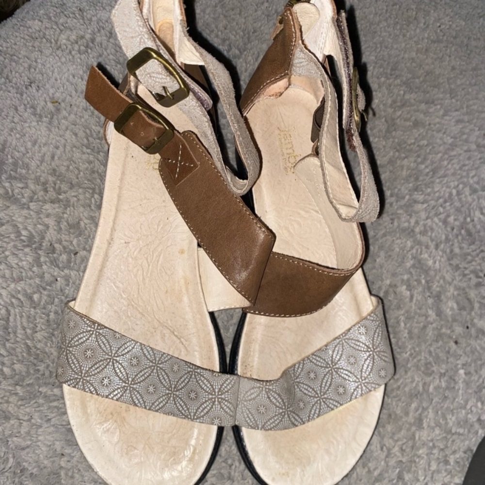 Jambu Brown and Gray Women's Sandals women size 7.5